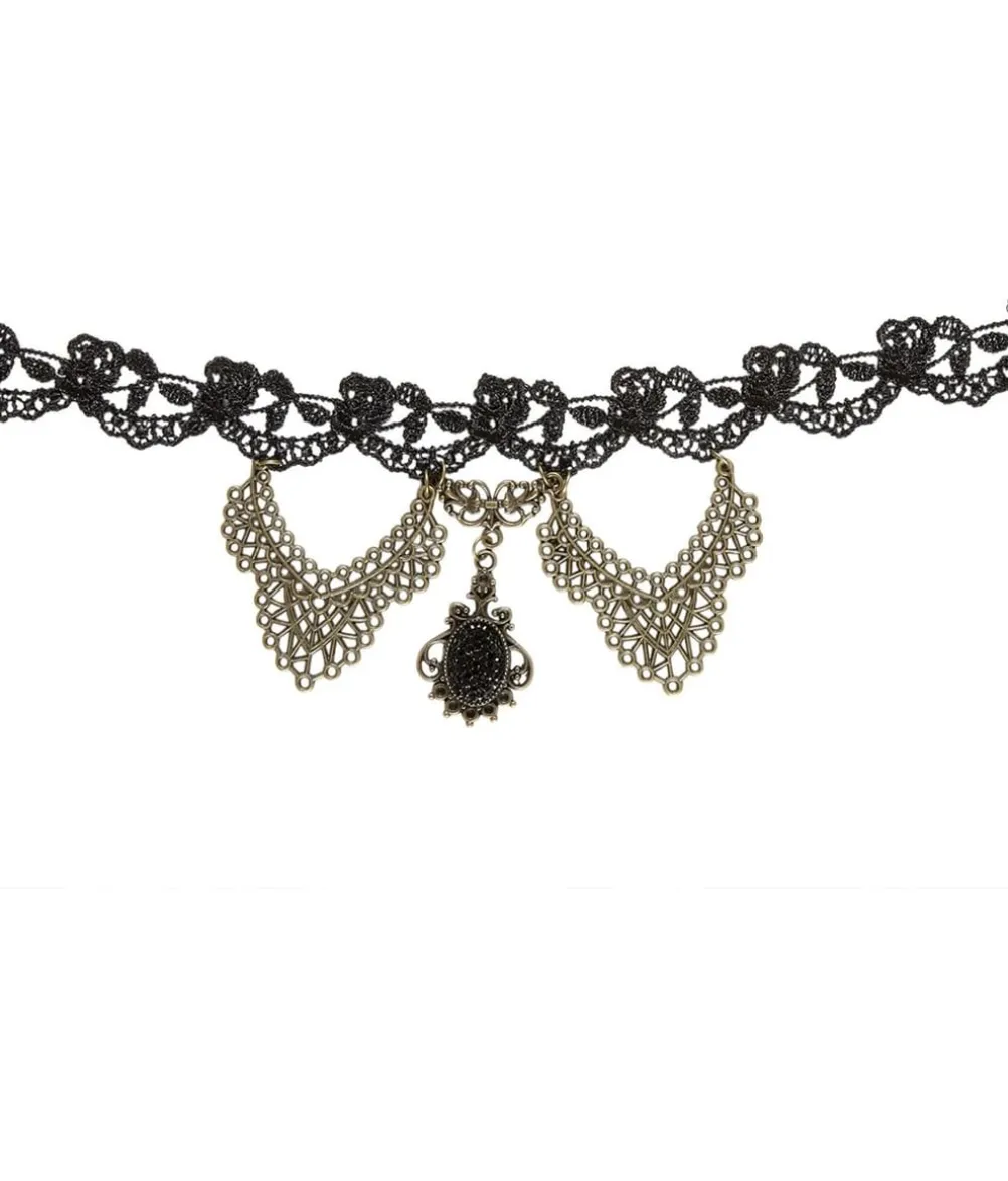 Gothic choker