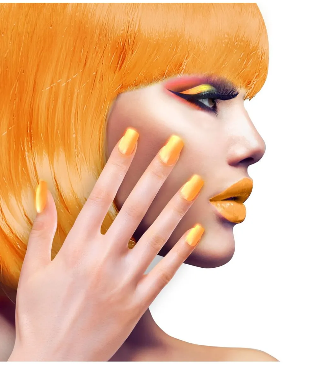 Neon orange negle
